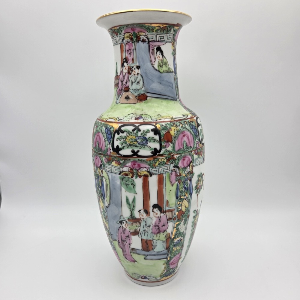 Vintage Chinese Rose Medallion Famille Porcelain Vase Floral Court Gold Trim 10" - Picture 2 of 16